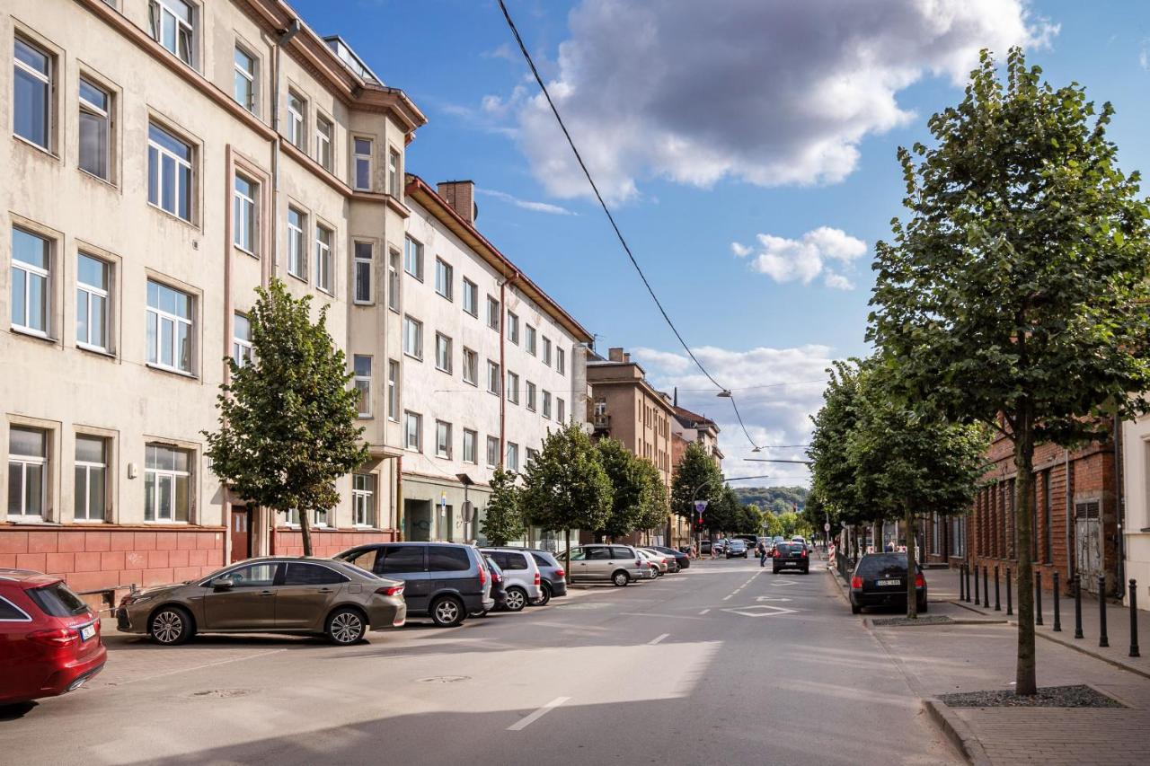 Old-New Apartment In Central Kaunas Extérieur photo